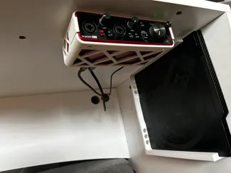 FOCUSRITE SCARLETT 2i2 - Mount frame