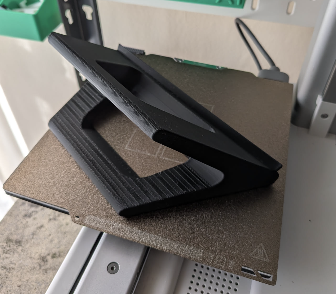 Miniatura 2 do modelo 3D Mini Tablet Stand