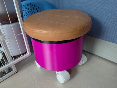 Storage Chair