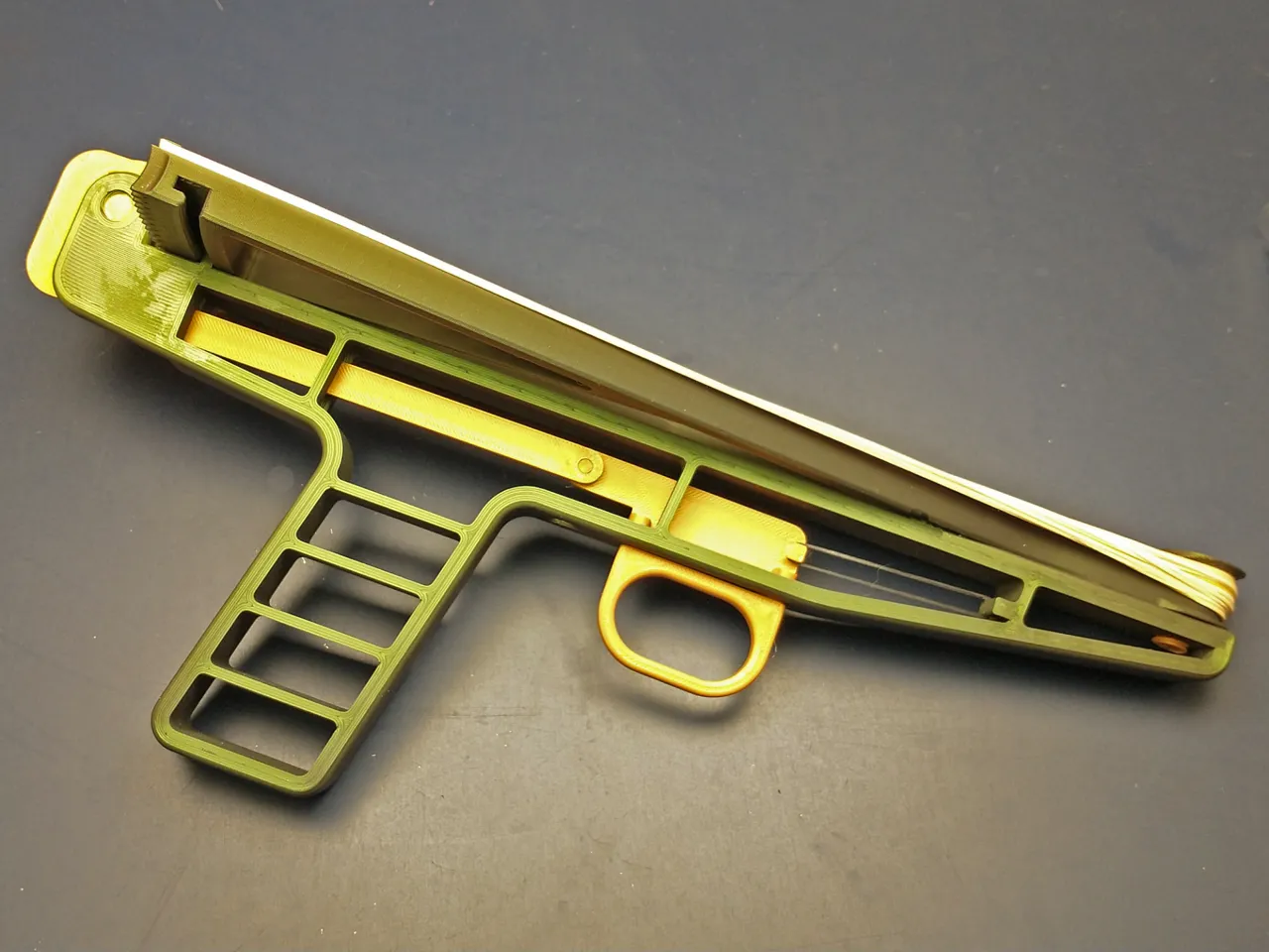 21-Shot Rubber Band Shooter view 3