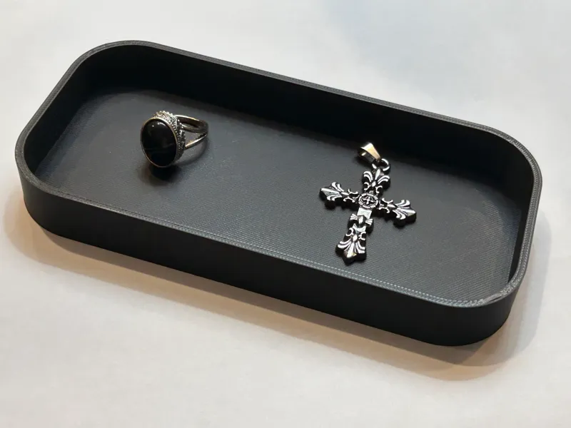 Simple tray