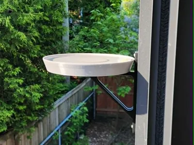 Minimalist Bird Bath