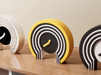 The third shade clock
