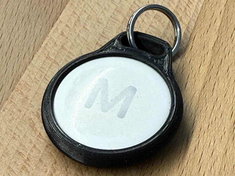 Best AirTag keychain case