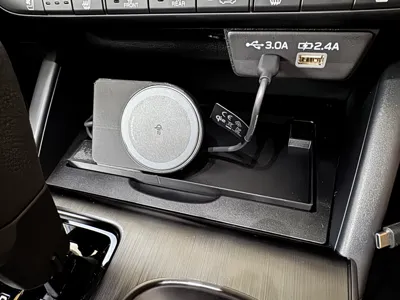 2026 Subaru Outback Anker Zolo charging tray
