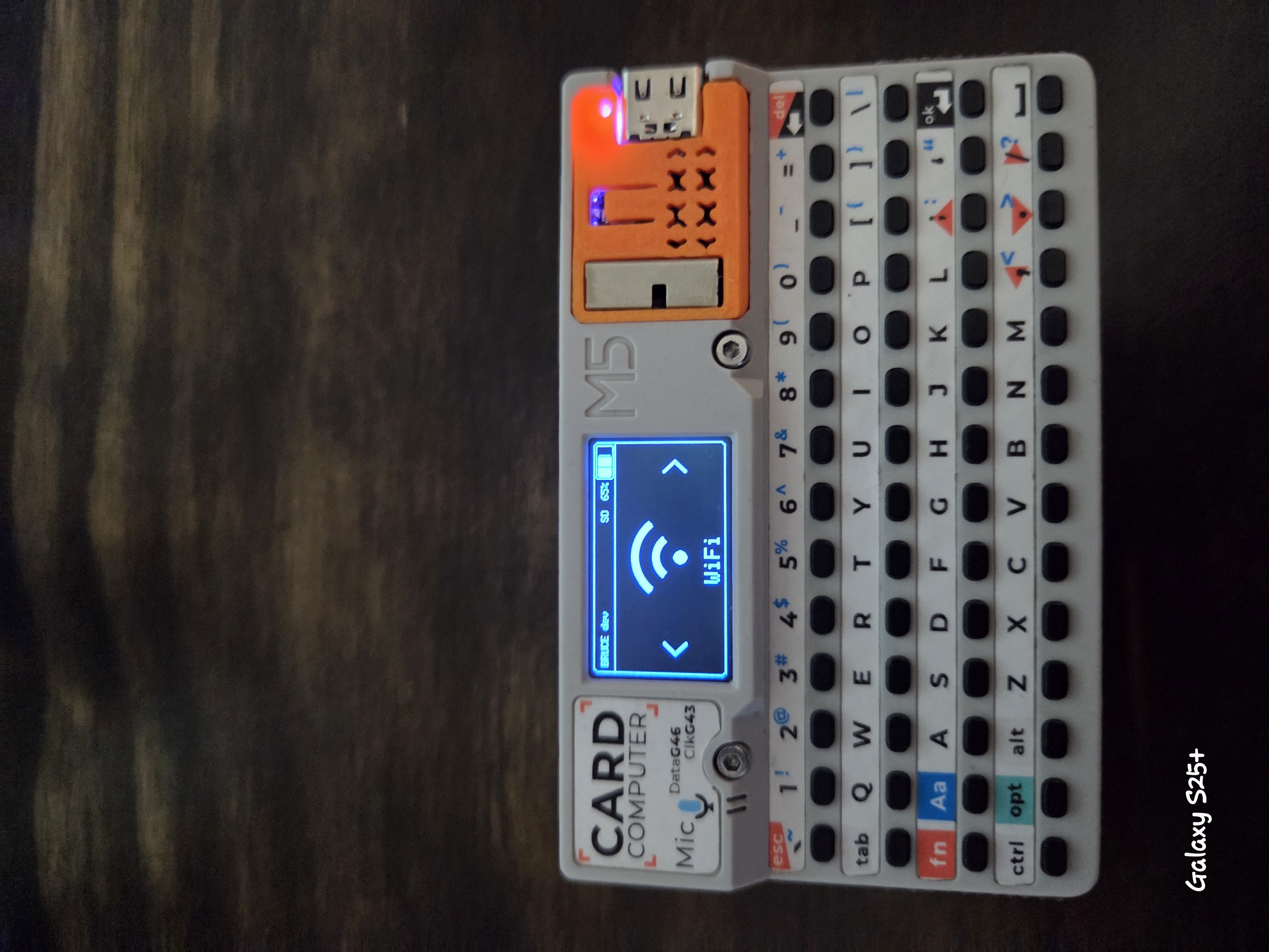 Miniatura 2 do modelo 3D M5 esp 32 cover