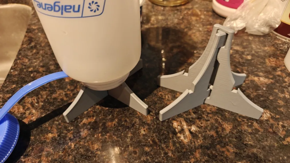 Foldable bottle dryer print in place for Nalgene view 2