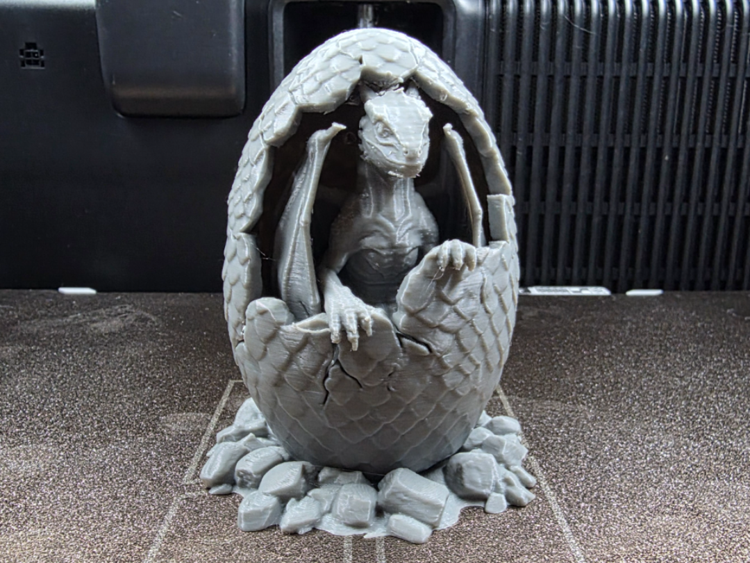 Dragon Birth - Baby Drogon Hatching from Egg