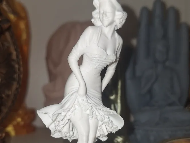 élégante pin up