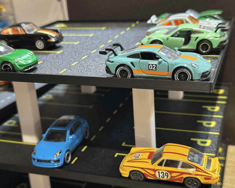 1:64 Modular Multilevel Parking Garage (Toy Car)