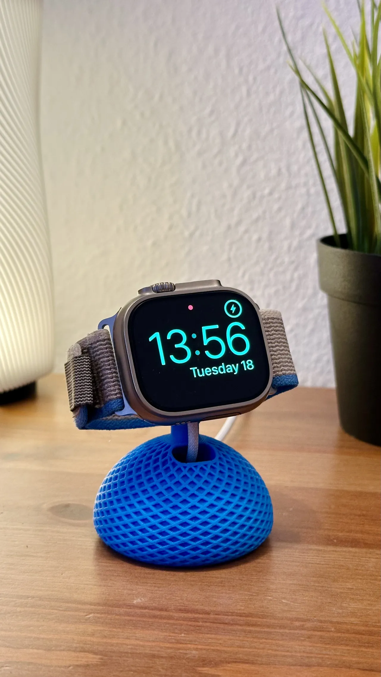Retro AppleWatch charger stand (iMac inspired) view 3