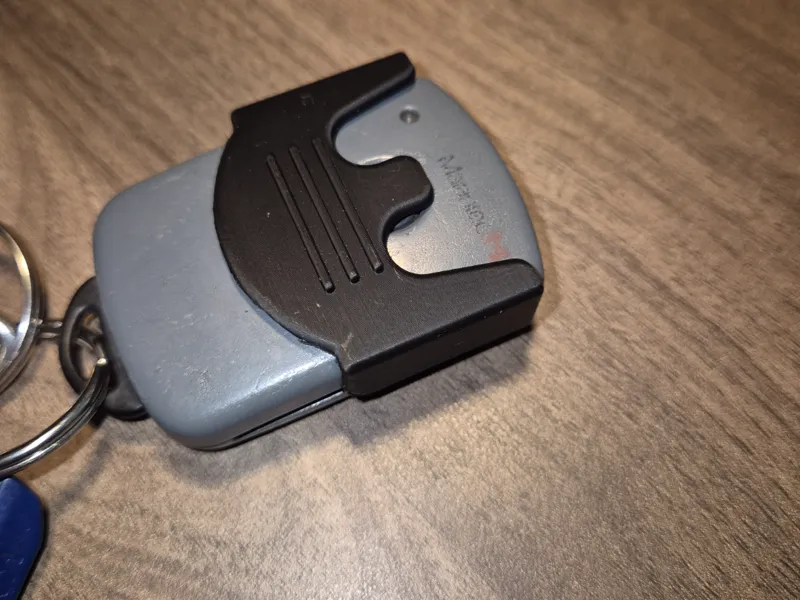Marantec  Garagentoröffner Abdeckung / Clip