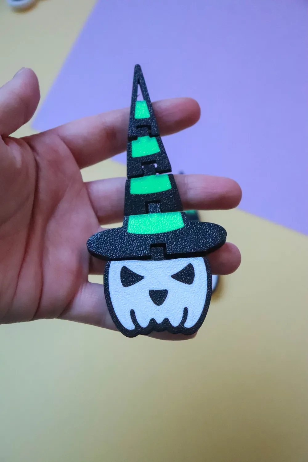 Articulated pumpkin with hat - Free 3D Print Model - MakerWorld