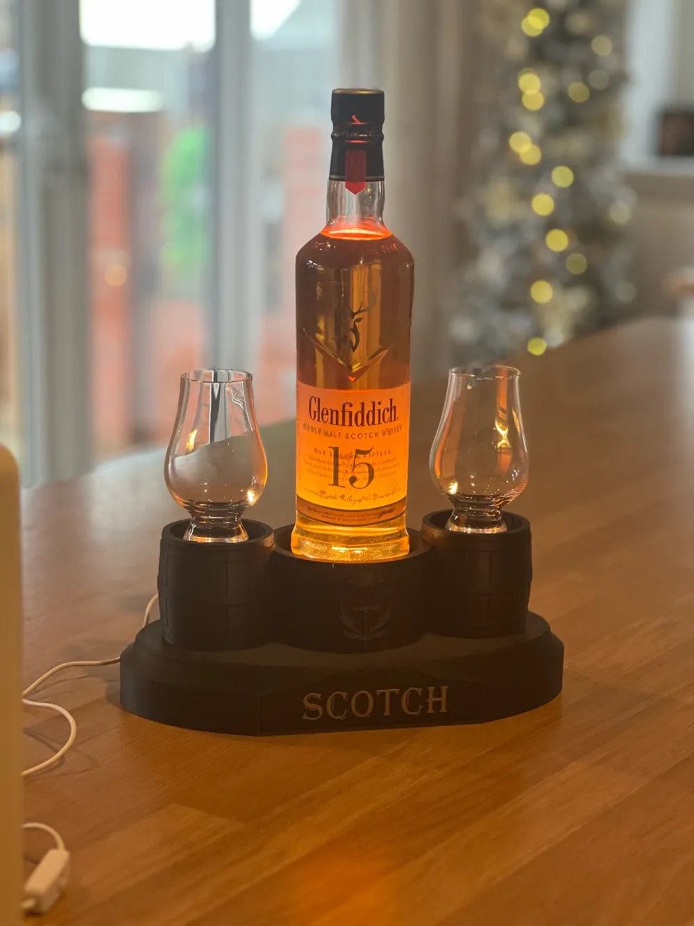 Dekorativer Whiskyfass-Ausstellungsständer, Sammlerstück, Ornament und Geschenk