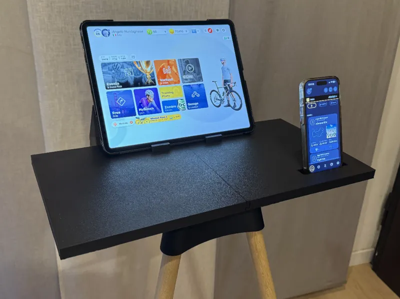 Tavolino indoor training per tablet e smartphone