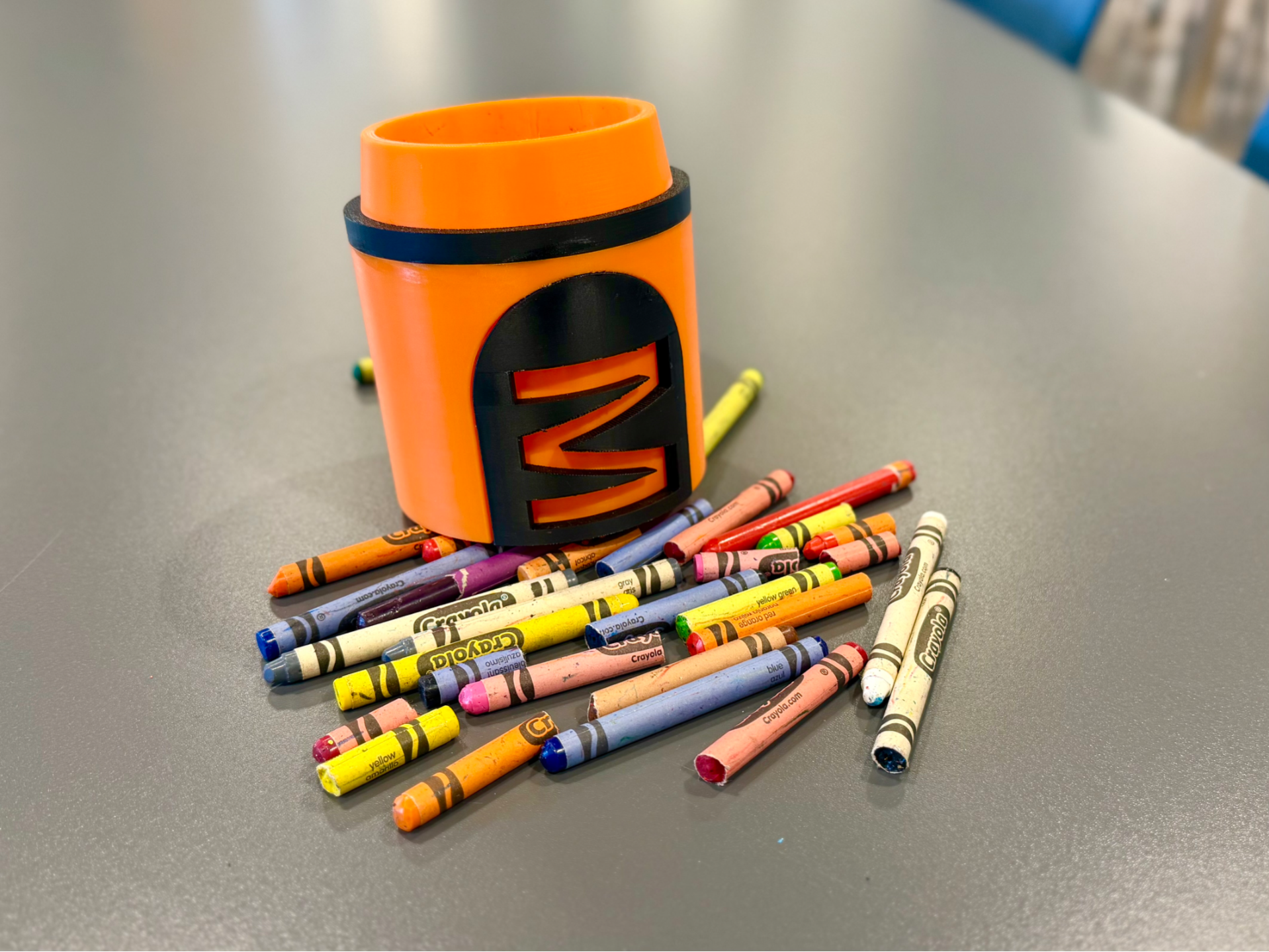 Crayon Goes Here – Crayon‑Shaped Crayon Cup