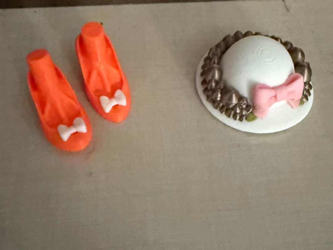 Desk Goose High Heels & Easter Hat 