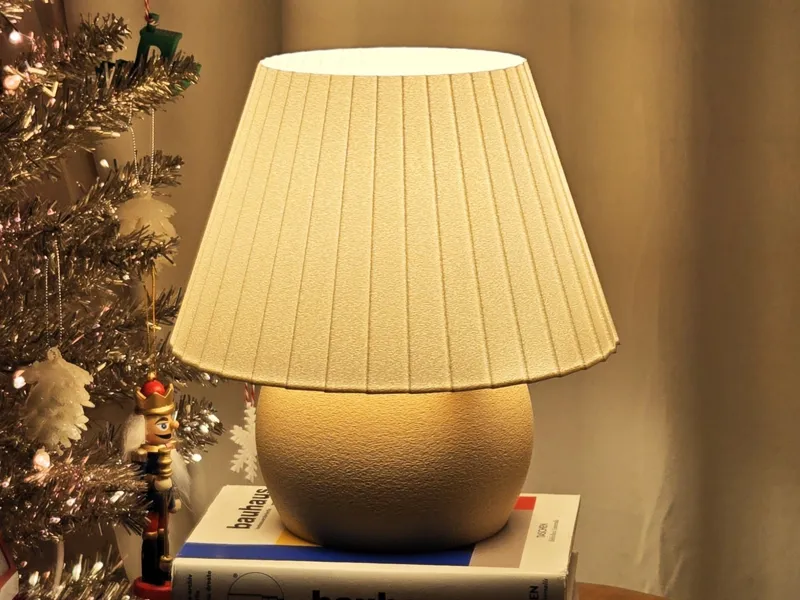 Genesis Lamp