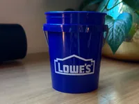 Seau Lowes — photo 1