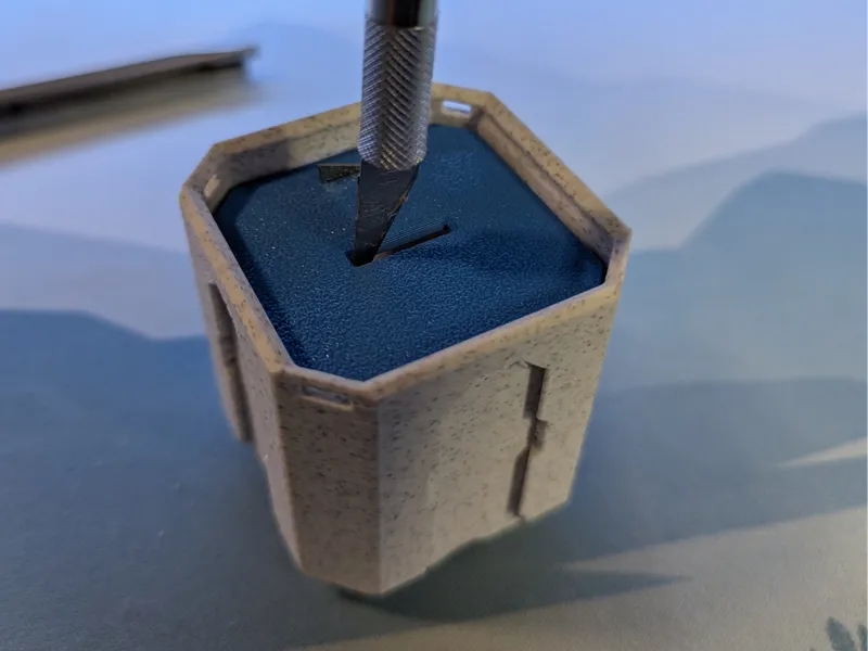 Xacto Blade disposal & snap off - Multibin Top