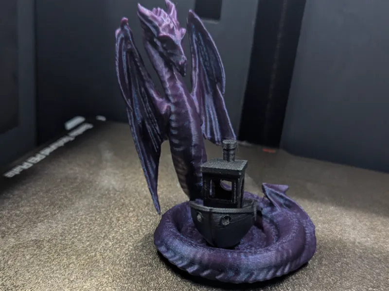 Drache-Benchy