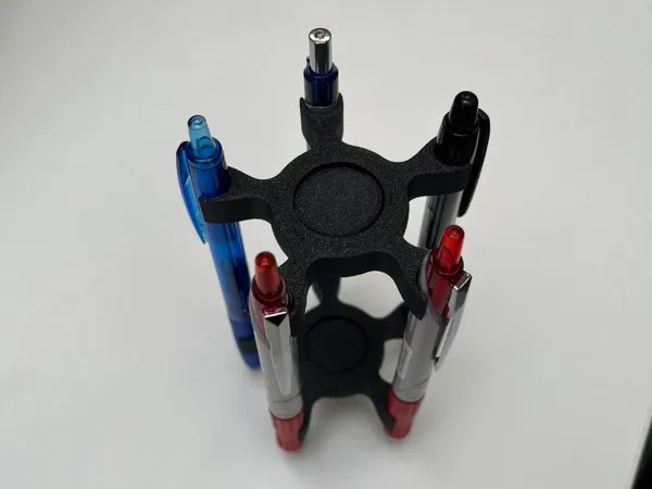 Pot à crayons fidget spinner