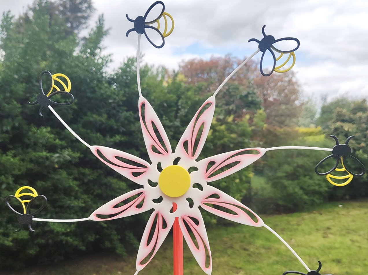 Bee - Bird Flower Wind Spinner – Garden Decor