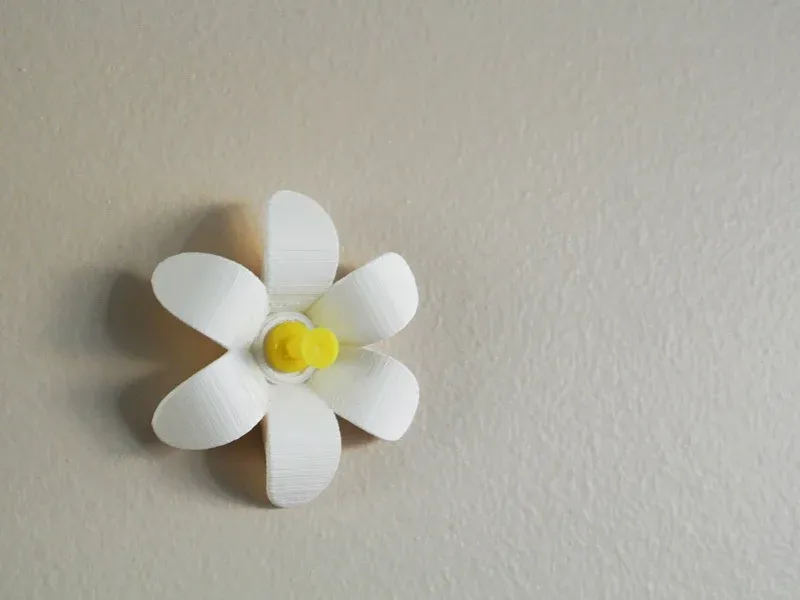 Flower pin decor / NO SUPPORT