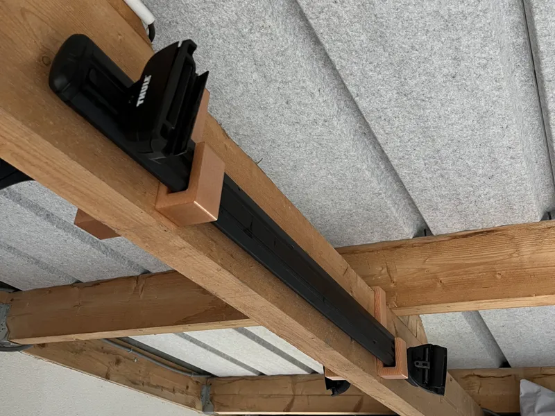 Thule x5 sway bar bracket, one piece no drilling