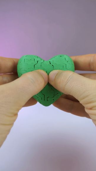 Crackable 3D Printed Heart for Valentine’s Day