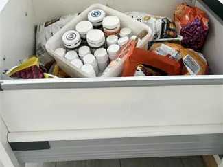 Shelf walls