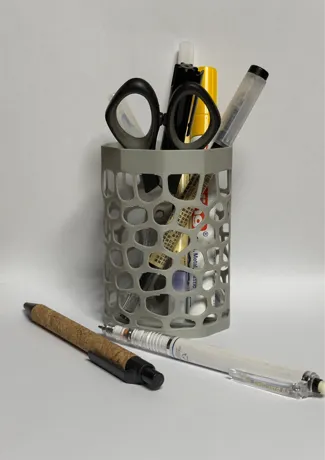 Desk organizer and can holder 