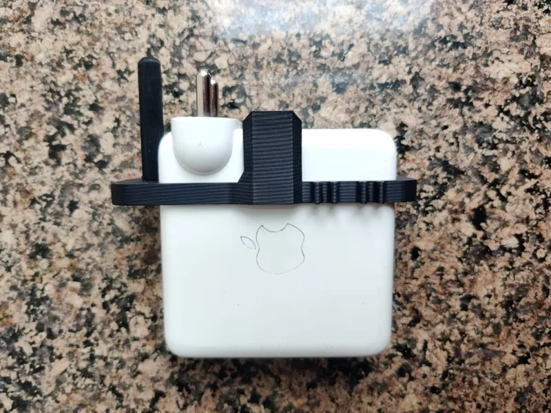 MacBook Charger 3rd Pin