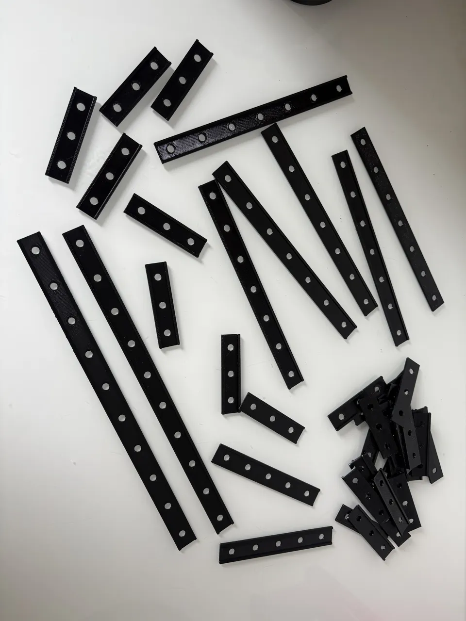 Multi-Purpose Mounting Strap | PLA & TPU | view 2