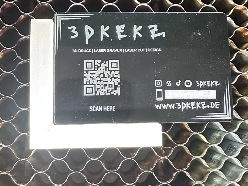 Precision Alignment Corner for xTool S1 Honeycomb