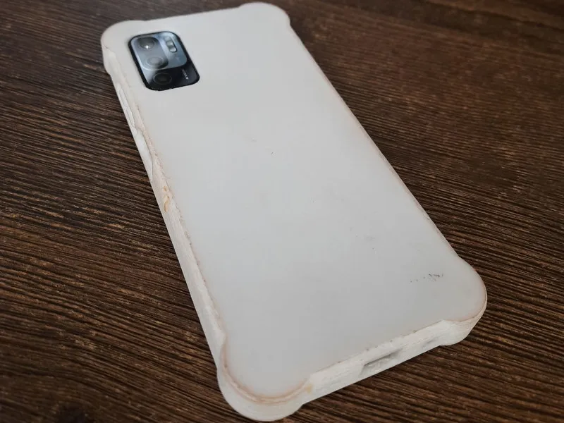 redi 10 5g TPU cover