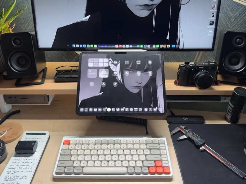 Kuxiu X38 Pro Max iPad 22mm Desk Shelf Mount.