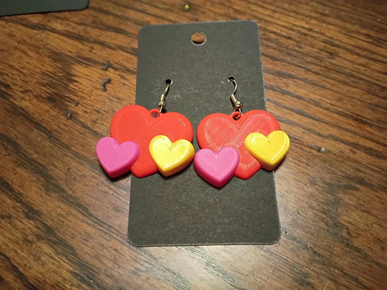 Vday Earrings 3 Hearts view 3