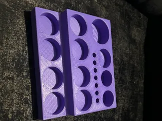 Desk organiser for modelling