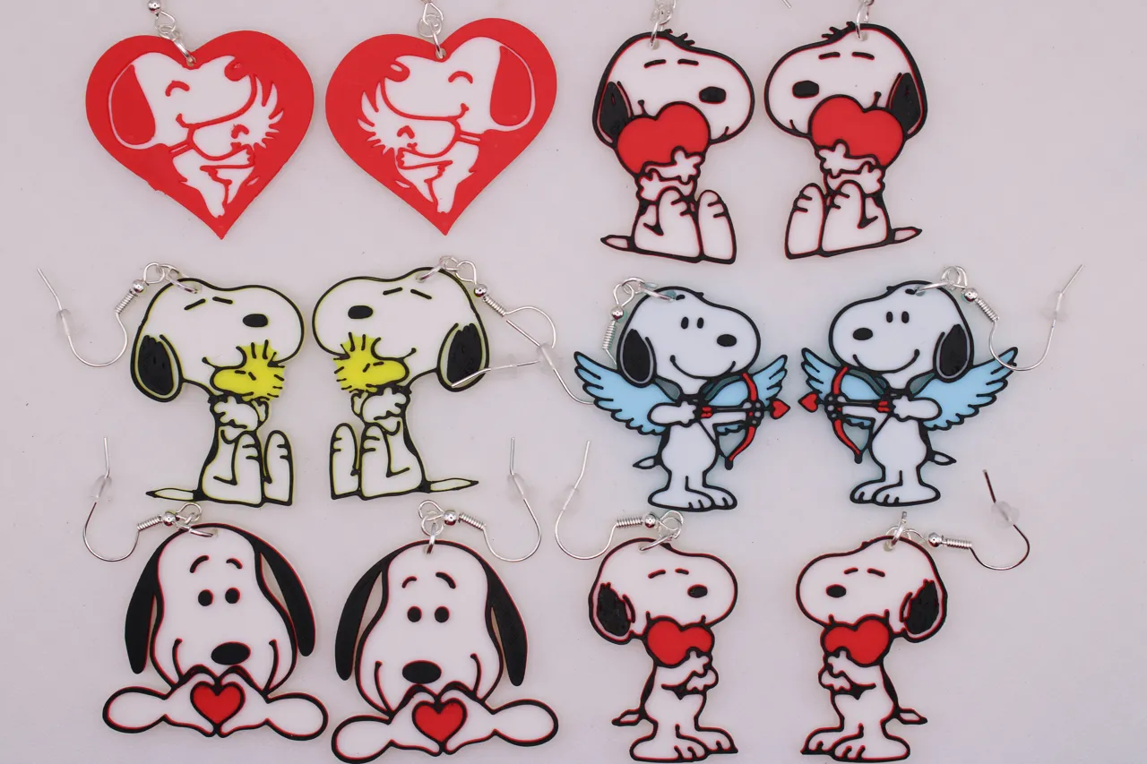 Snoopy - Valentine Earrings view 2
