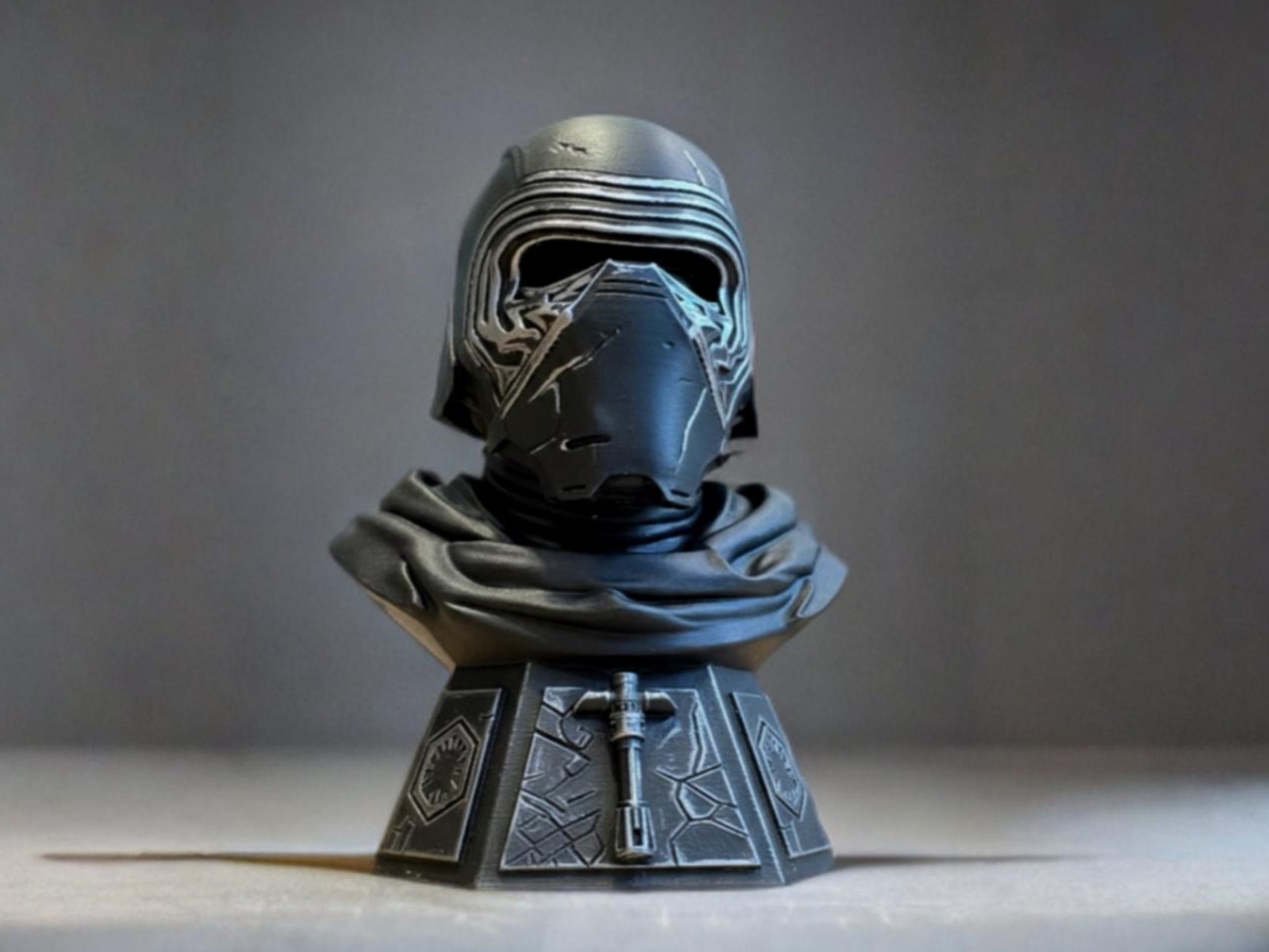 Kylo Ren Supreme Leader - A Star Wars Collectible