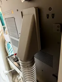 Bracket - Slide-in bracket to hold the chute without magnets