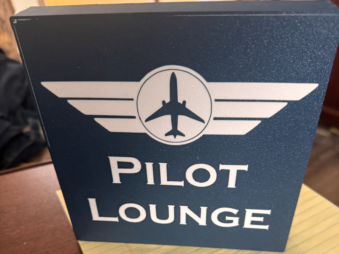 Pilot Lounge Light Box