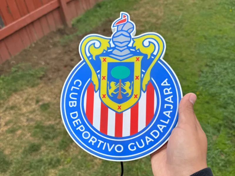 Chivas box light