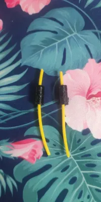 上面开孔版，只建议使用TPU材料打印。