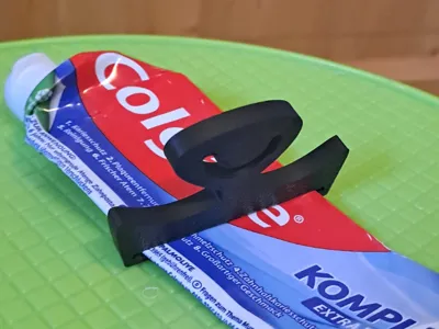 Tothpaste remover
