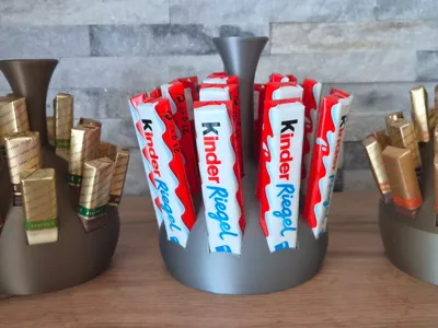 Kinder chocolate (Riegel) Gift and Display Stand