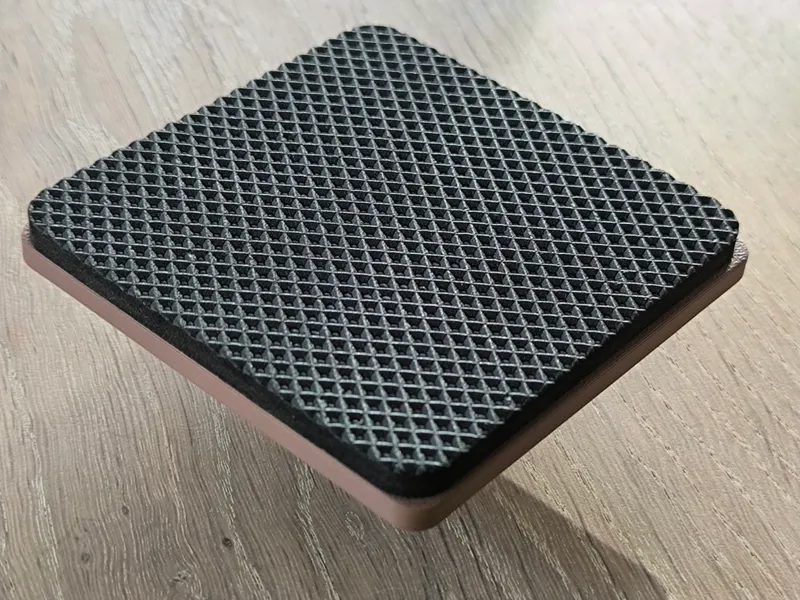 Huge benchdogcookie / anti-slip pad for MFT