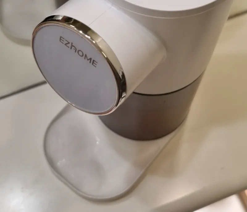 Simple soap dispenser tray for ezhome or pando