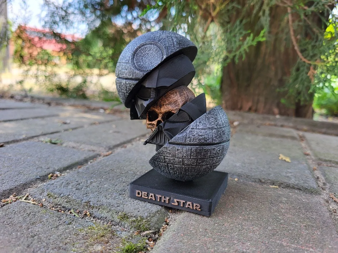 DEATH STAR SKULL ART view 3